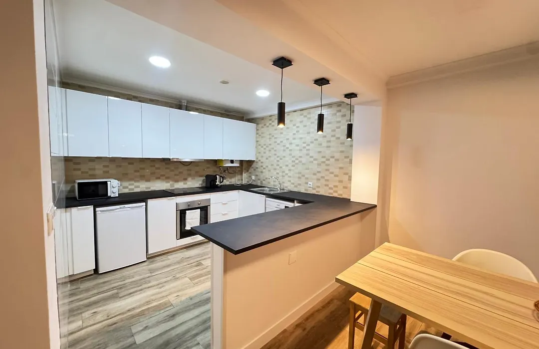 Santos Gem III - Central Space In Trendy Neighborhood-1